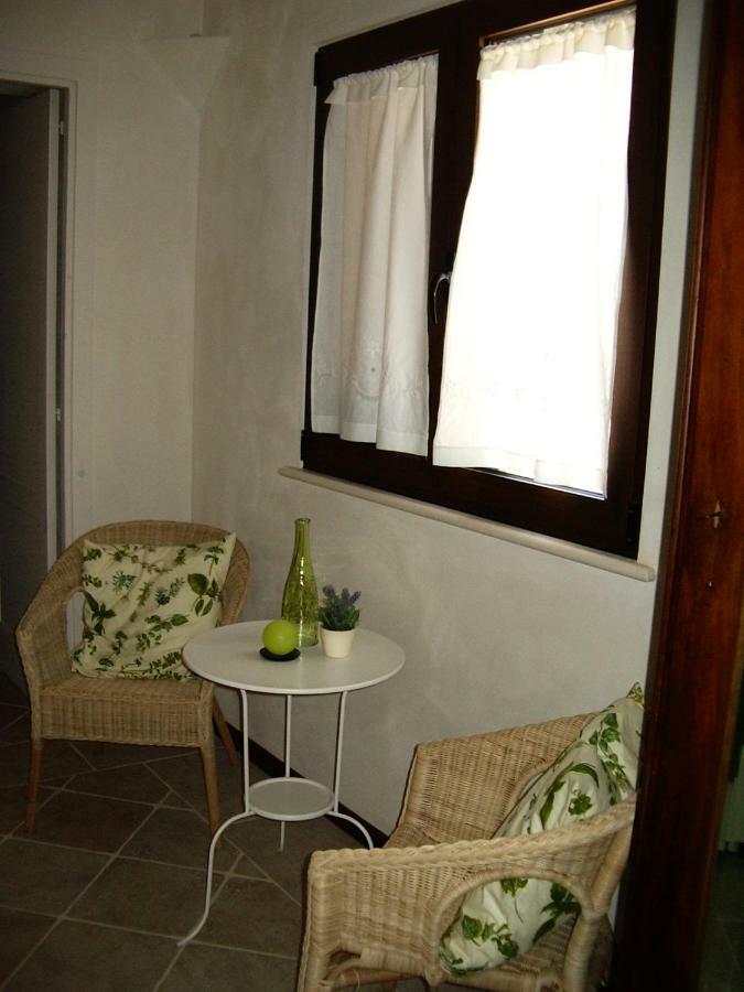 Il Giardino Di Viola Bed & Breakfast Челие Месапика Екстериор снимка