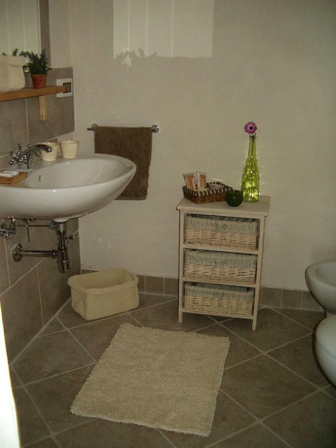 Il Giardino Di Viola Bed & Breakfast Челие Месапика Екстериор снимка