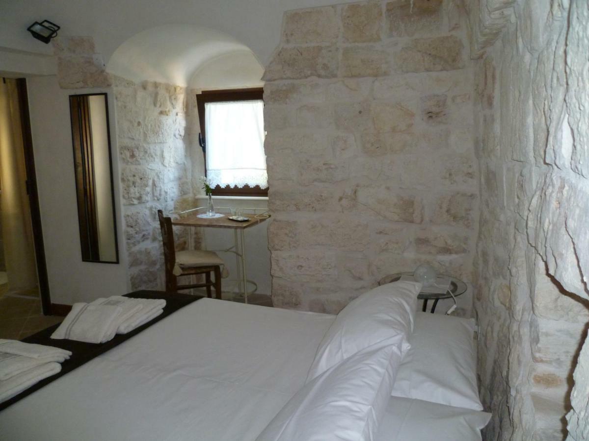 Il Giardino Di Viola Bed & Breakfast Челие Месапика Екстериор снимка