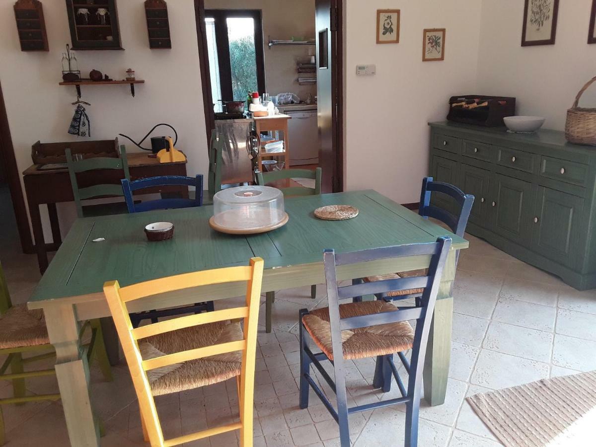 Il Giardino Di Viola Bed & Breakfast Челие Месапика Екстериор снимка